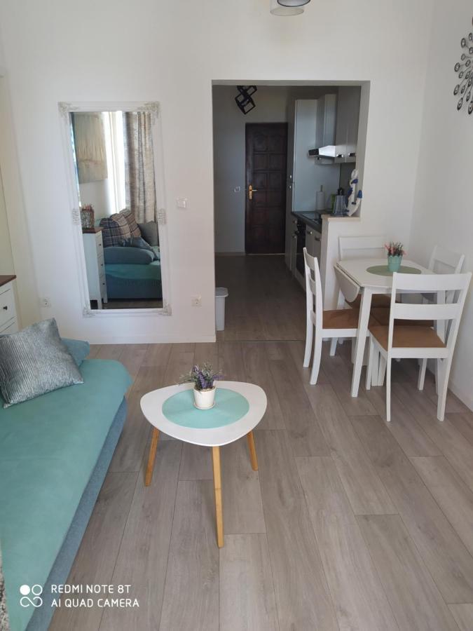 Apartmani Ana Vir Exterior foto